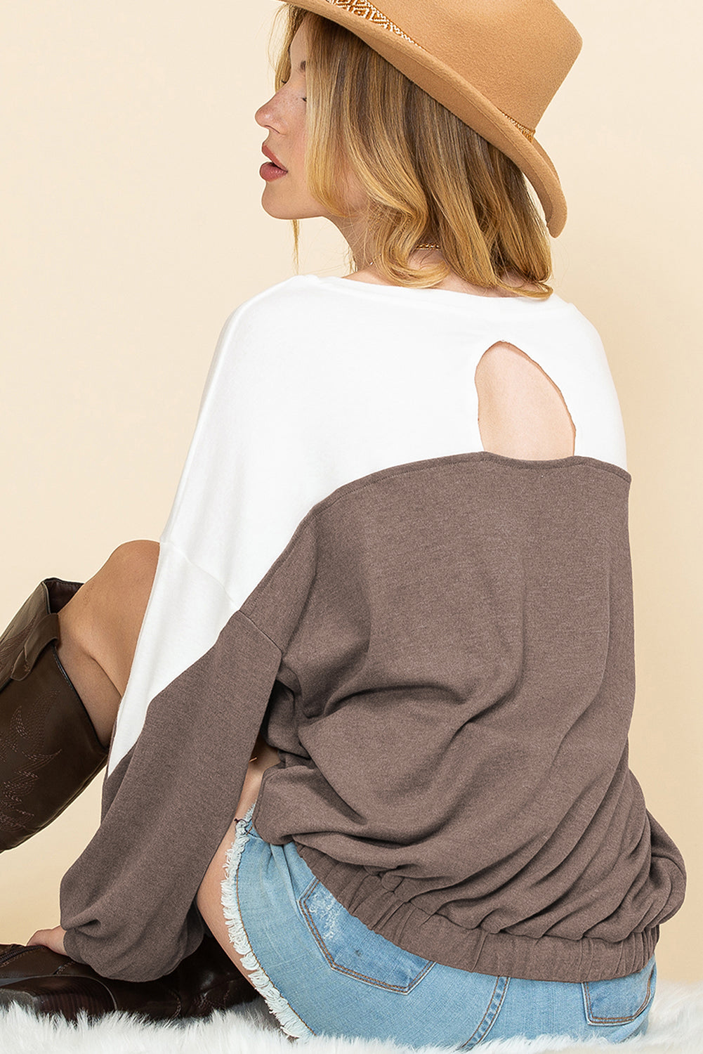 Khaki Colorblock Back Keyhole Elastic Hem Sweatshirt