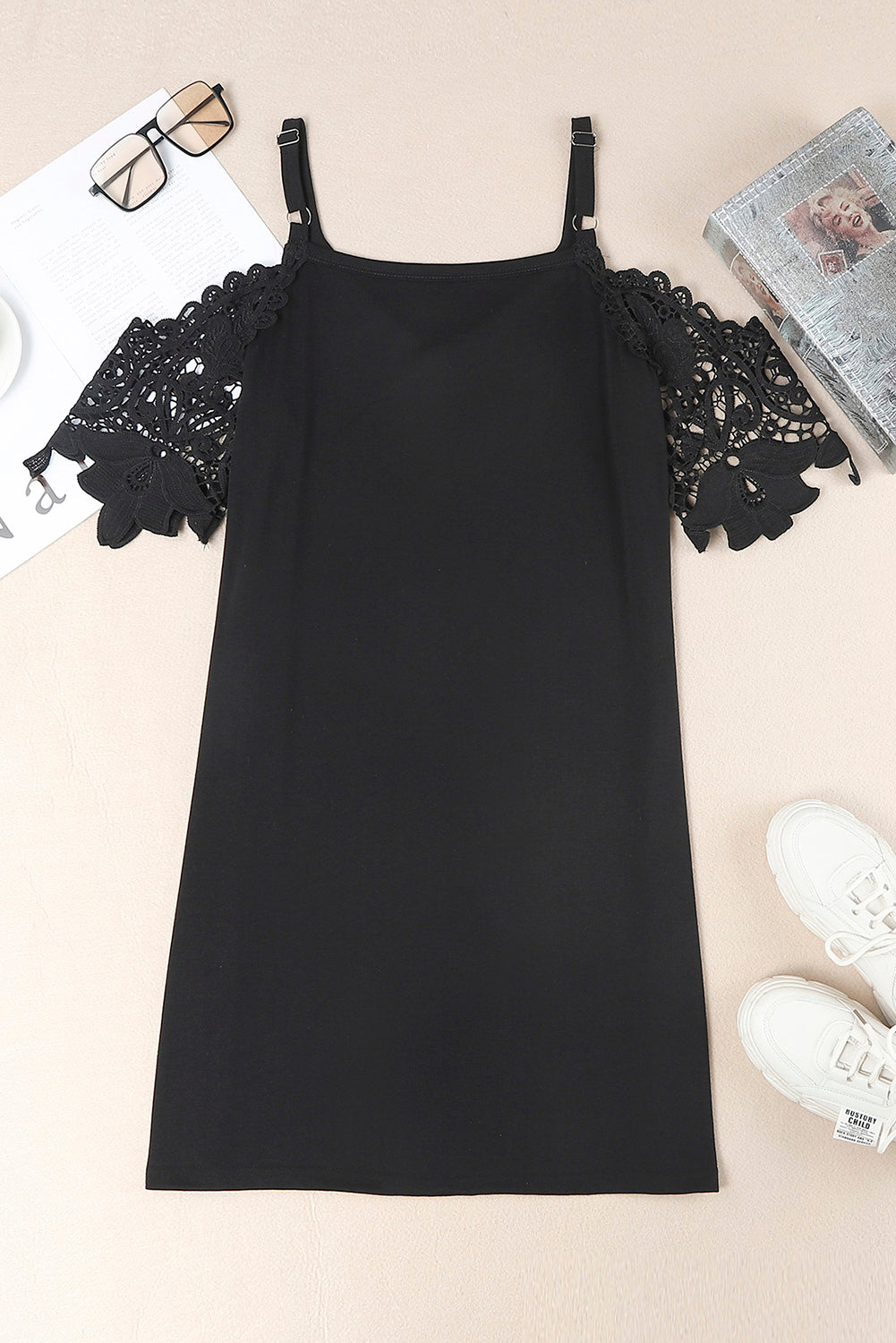 Black Casual Lace Splicing Cold Shoulder Short Dress