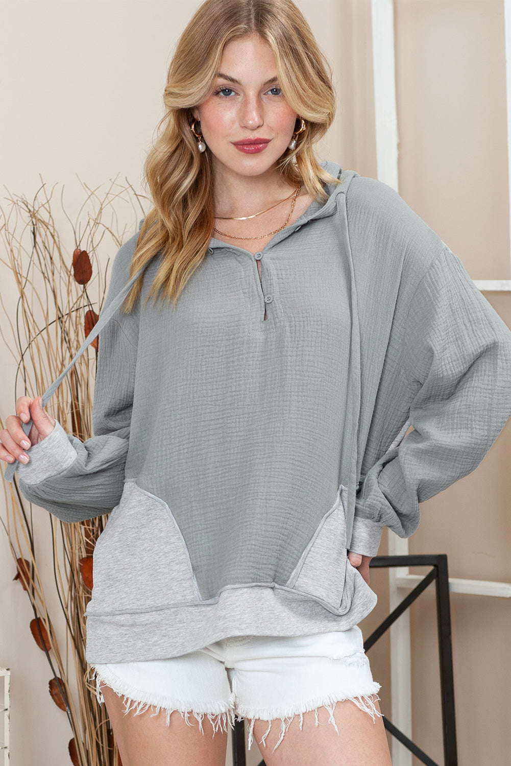 Grey Solid Color Buttoned Pullover Hoodie with Drawstring