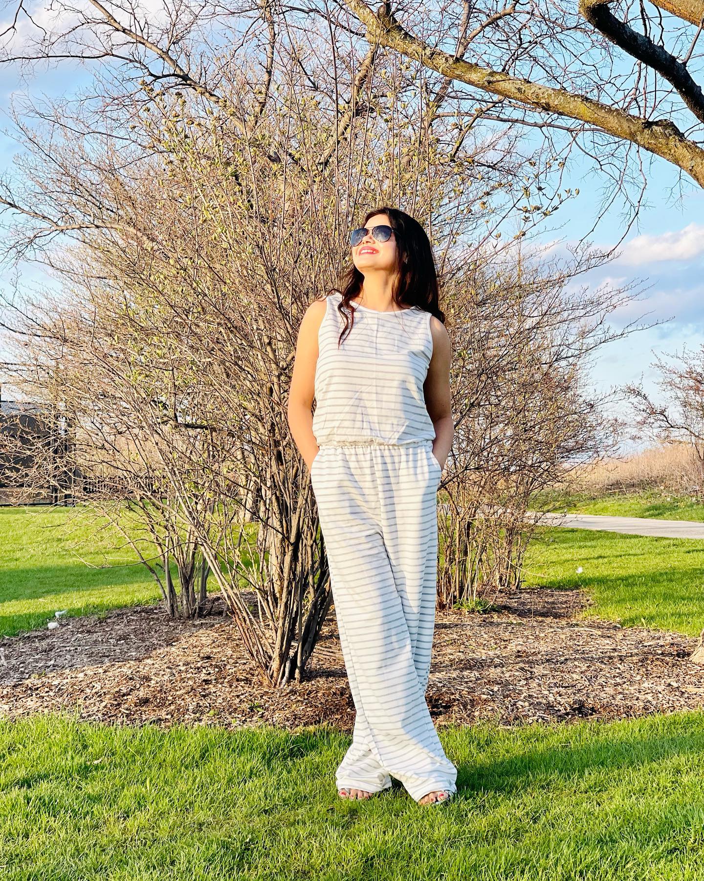 White Striped Keyhole Back Pockets Sleeveless Jumpsuit