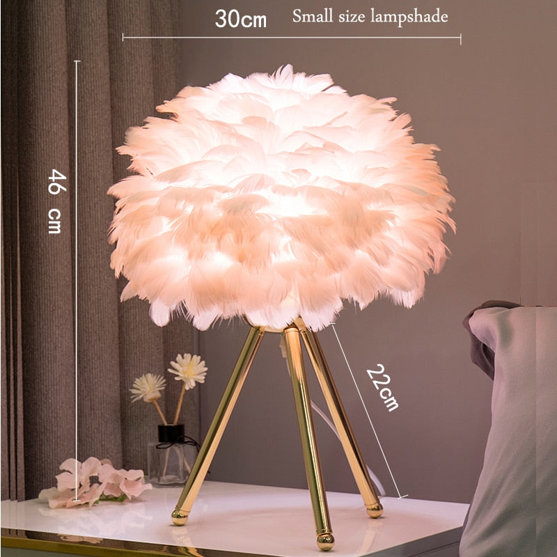 Vere Slaapkamer Tafellamp Moderne bedlamp Woonkamer Koffiewinkel Trou Kersversiering Romantiese Gansveerlamp