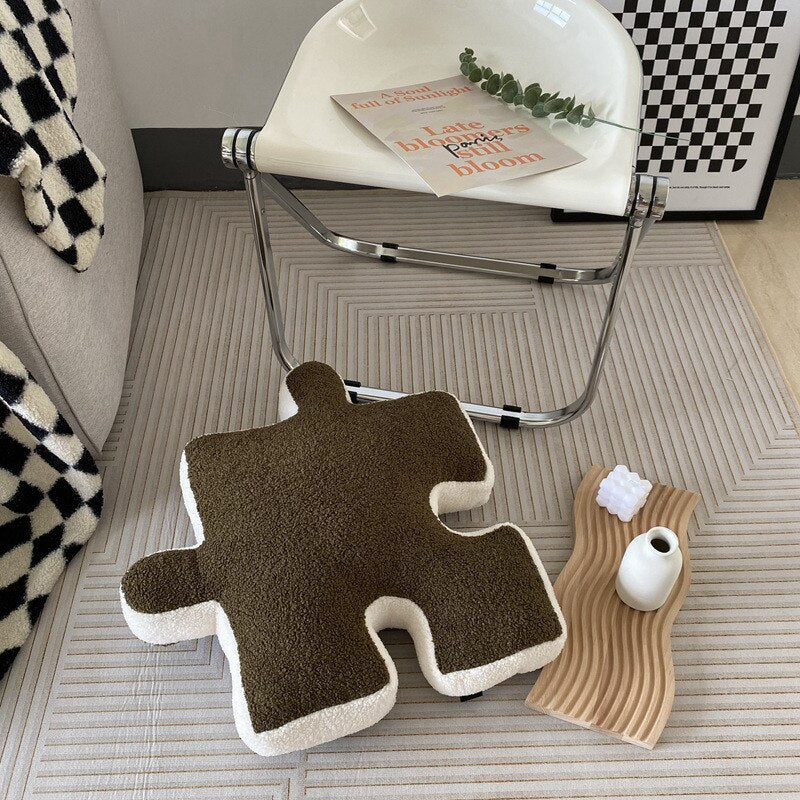 Blacket White Irregular Jigsaw Seat Cushion Back Cushion Home Dear Game Throw Pillows Soft Thicken Teddy Velvet Sofa Cushions