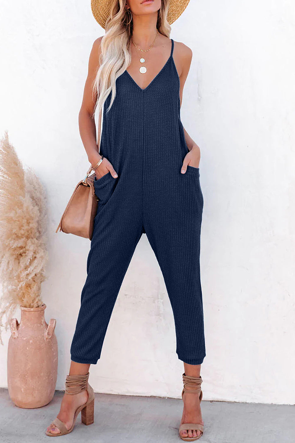 Black Textured Sleeveless V-Neck Pocketed Casual Jumpsuit