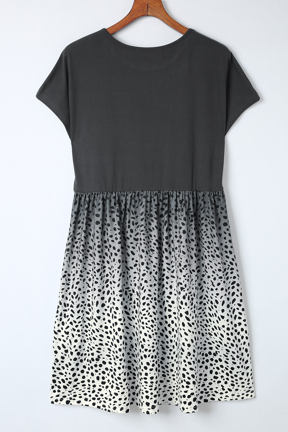 Leopard Dotted Contrast Casual Pocket T Shirt Dress